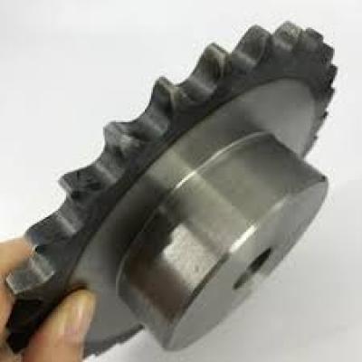 Chain sprocket transmission and use
