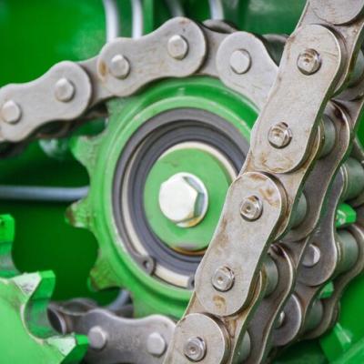 Overcoming of agricultural sprocket and chains Overcoming of agricultural sprocket and chains