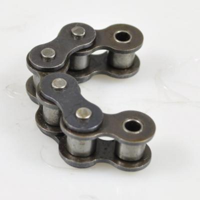 The transmission application and lubrication of the chain