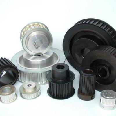 Connecting the timing pulley with the expansion sleeve makes it easy to manufacture and install the main parts Connecting the timing pulley with the expansion sleeve makes it easy to manufacture and install the main parts